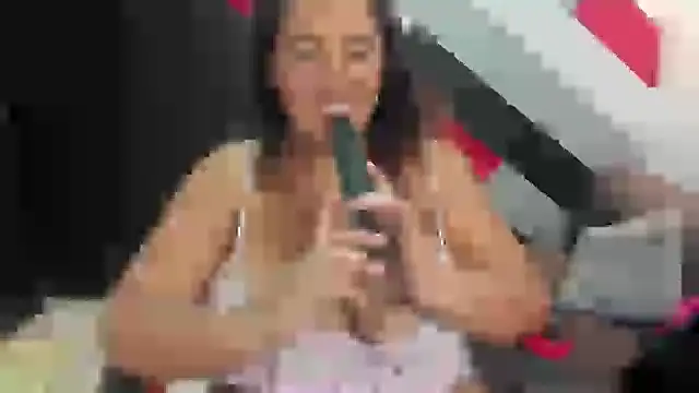 Snapshot of I_am_yours- chatting on 02.07.25 I am yours- online show from 02.07.25