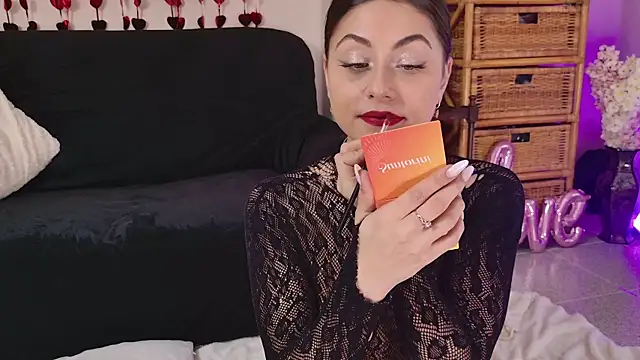 Snapshot of AvaBabyGirl chatting on 02.18.25 AvaBabyGirl online show from 02.18.25