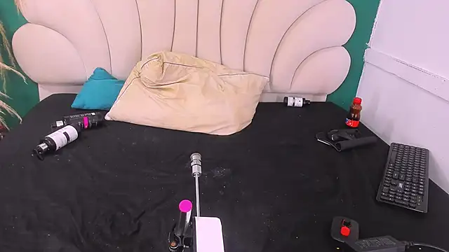 bonieklent online show from 02.20.25