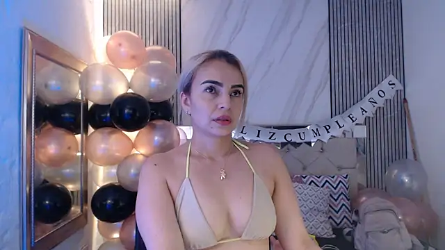 ashley  tylor online show from 04.25.26