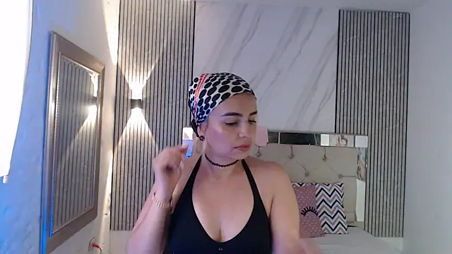 ashley  tylor online show from 06.19.26