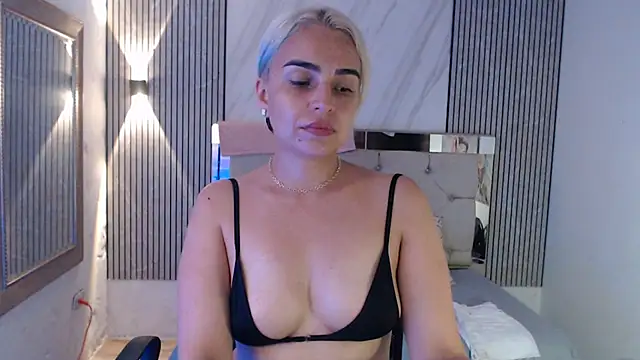 Snapshot of ashley__tylor chatting on 07.13.26 ashley tylor online show from 07.13.26
