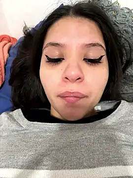 CoralGreenn online show from 01.07.26