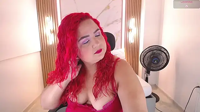 Snapshot of Mariana_Rojas chatting on 05.20.26 Mariana Rojas online show from 05.20.26