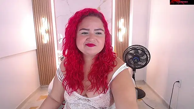 Snapshot of Mariana_Rojas chatting on 06.11.26 Mariana Rojas online show from 06.11.26