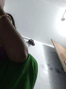 Snapshot of Kotha_-Moni chatting on 12.11.24 Kotha -Moni online show from 12.11.24