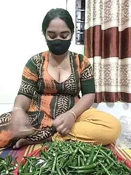 Snapshot of Kotha_-Moni chatting on 12.26.24 Kotha -Moni online show from 12.26.24