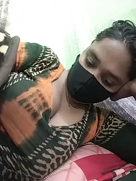 Snapshot of Kotha_-Moni chatting on 01.05.25 Kotha -Moni online show from 01.05.25