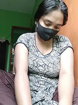 Snapshot of Kotha_-Moni chatting on 01.11.25 Kotha -Moni online show from 01.11.25