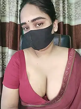 Snapshot of Kotha_-Moni chatting on 09.18.25 Kotha -Moni online show from 09.18.25