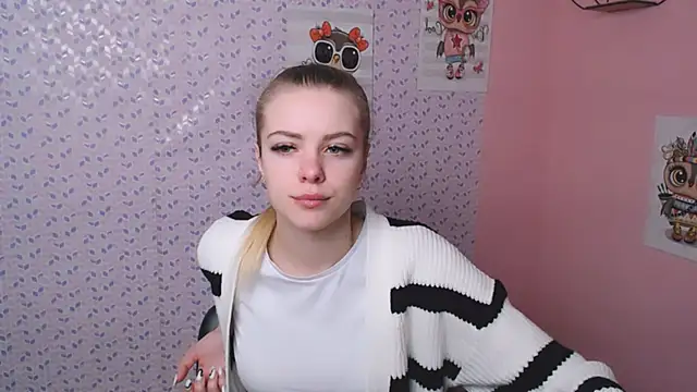 AliceFlirtt  online show from 01.21.25