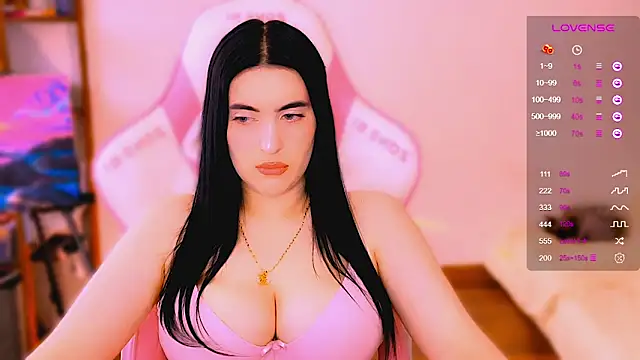 Snapshot of EvangelinaVangelis chatting on 06.22.26 EvangelinaVangelis online show from 06.22.26