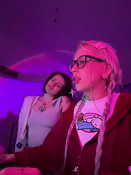 Dooubletroublee online show from 05.07.26