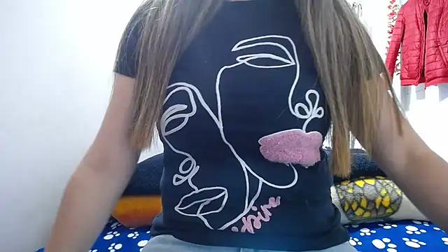 Snapshot of Luna_girlhot_ chatting on 05.08.26 Luna girlhot online show from 05.08.26