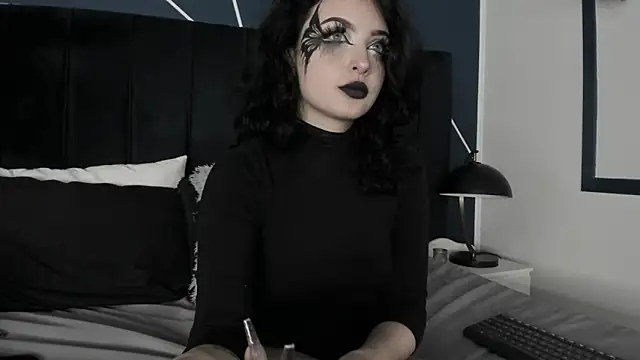 Adeelinee online show from 12.05.24