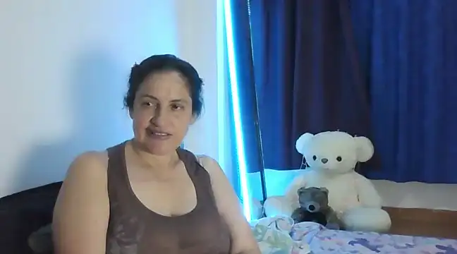 Snapshot of ximenajimenez chatting on 12.19.24 ximenajimenez online show from 12.19.24