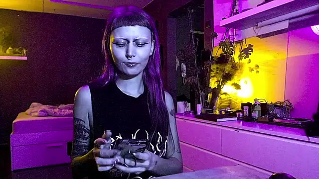 god x girl online show from 02.05.25