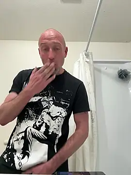 Snapshot of El_Gizmo chatting on 02.07.25 El Gizmo online show from 02.07.25