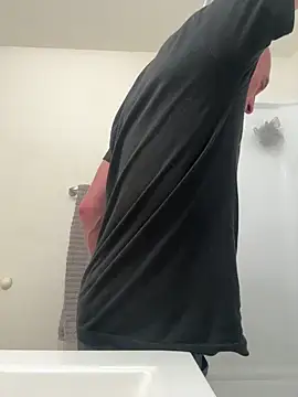 Snapshot of El_Gizmo chatting on 02.09.25 El Gizmo online show from 02.09.25