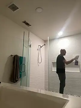 Snapshot of El_Gizmo chatting on 02.09.25 El Gizmo online show from 02.09.25