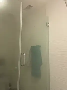 Snapshot of El_Gizmo chatting on 02.17.25 El Gizmo online show from 02.17.25