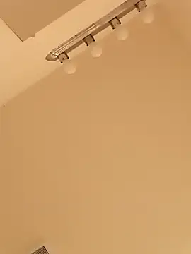 Snapshot of El_Gizmo chatting on 03.06.25 El Gizmo online show from 03.06.25