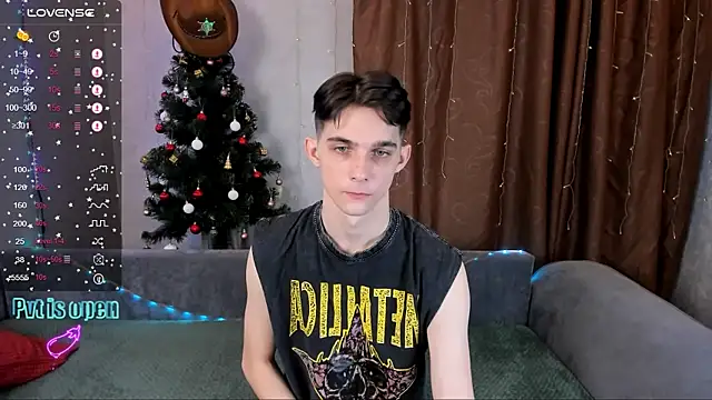 Snapshot of Aaron_Boom chatting on 01.17.26 Aaron Boom online show from 01.17.26