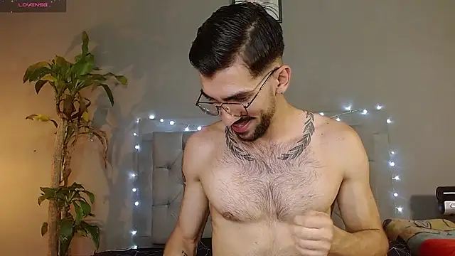 Mr WhiteCock online show from 02.07.25