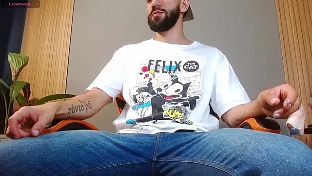 Mr WhiteCock online show from 10.21.25