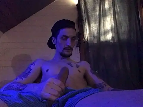 Snapshot of jabo870 chatting on 01.14.25 jabo870 online show from 01.14.25