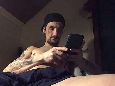 Snapshot of jabo870 chatting on 02.15.25 jabo870 online show from 02.15.25