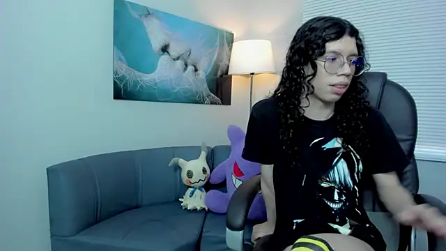 Angel Dust18 online show from 11.22.25