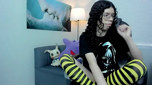 Angel Dust18 online show from 12.20.25