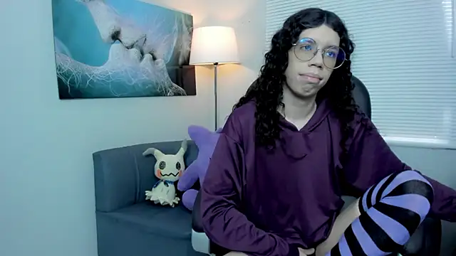 Angel Dust18 online show from 12.22.25