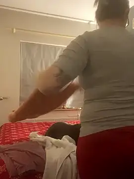 notlikeothergirlsEW12 online show from 12.02.24