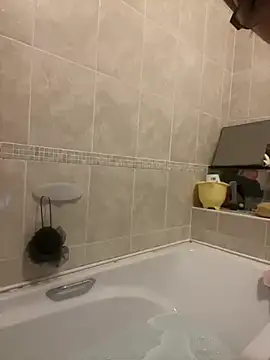 notlikeothergirlsEW12 online show from 12.11.24