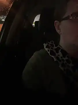 notlikeothergirlsEW12 online show from 12.18.24