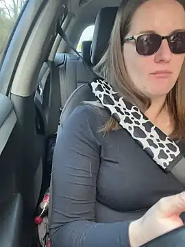 notlikeothergirlsEW12 online show from 12.20.24