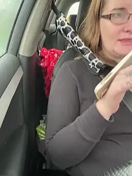 notlikeothergirlsEW12 online show from 12.24.24