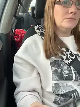 notlikeothergirlsEW12 online show from 12.25.24