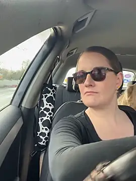 notlikeothergirlsEW12 online show from 01.11.25