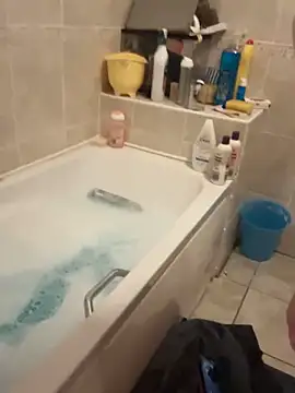 notlikeothergirlsEW12 online show from 03.09.25