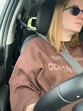 notlikeothergirlsEW12 online show from 03.14.25