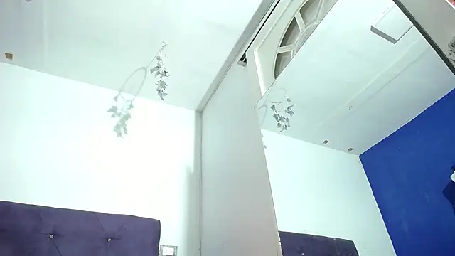 Squirter pussybomb online show from 11.13.25