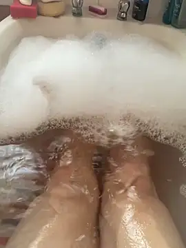 Russell1508 online show from 10.20.25