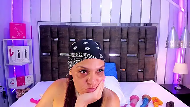 Snapshot of KatteMoss chatting on 08.02.26 KatteMoss online show from 08.02.26