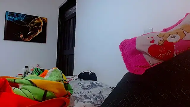 Snapshot of tomboyblue chatting on 05.16.26 tomboyblue online show from 05.16.26