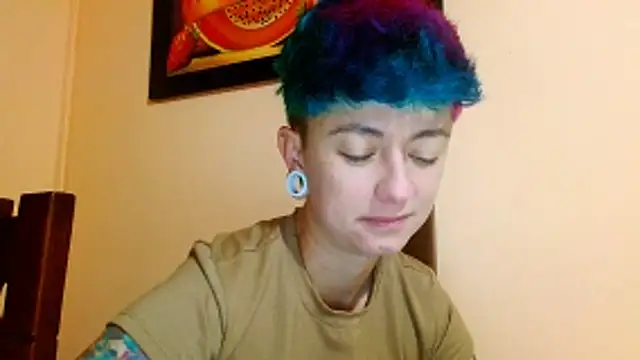 Snapshot of tomboyblue chatting on 06.15.26 tomboyblue online show from 06.15.26