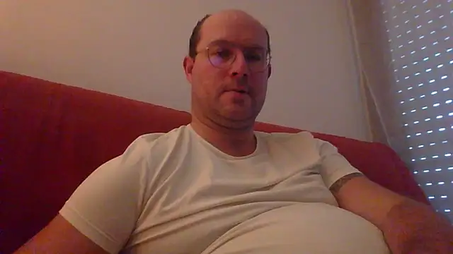 porompomperro online show from 12.29.24