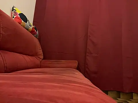 porompomperro online show from 02.15.25